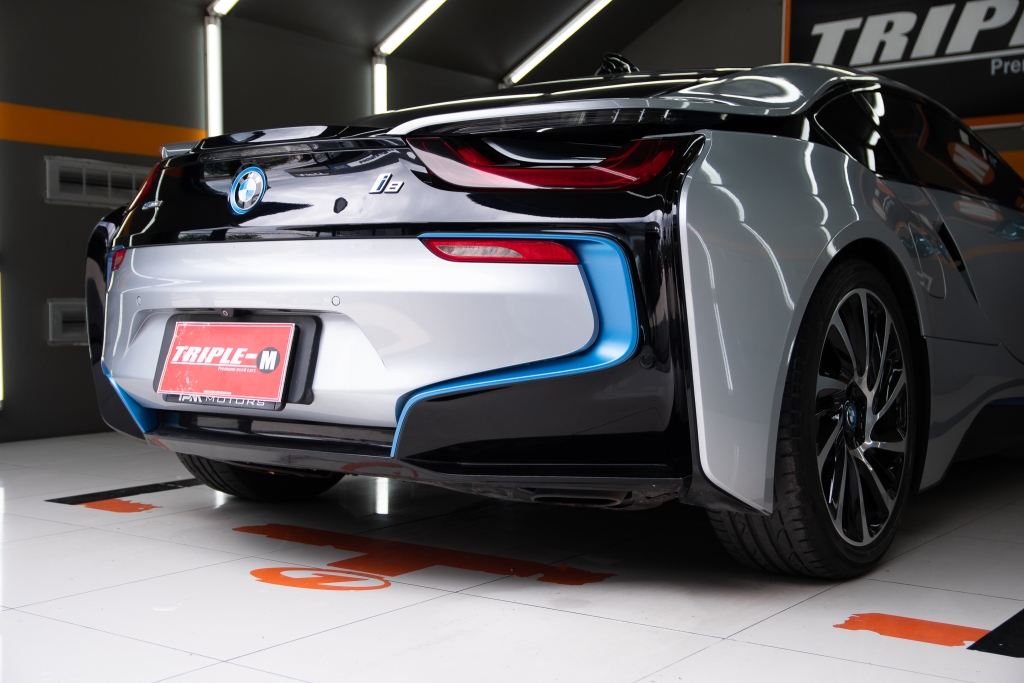 I8 hybrid on sale