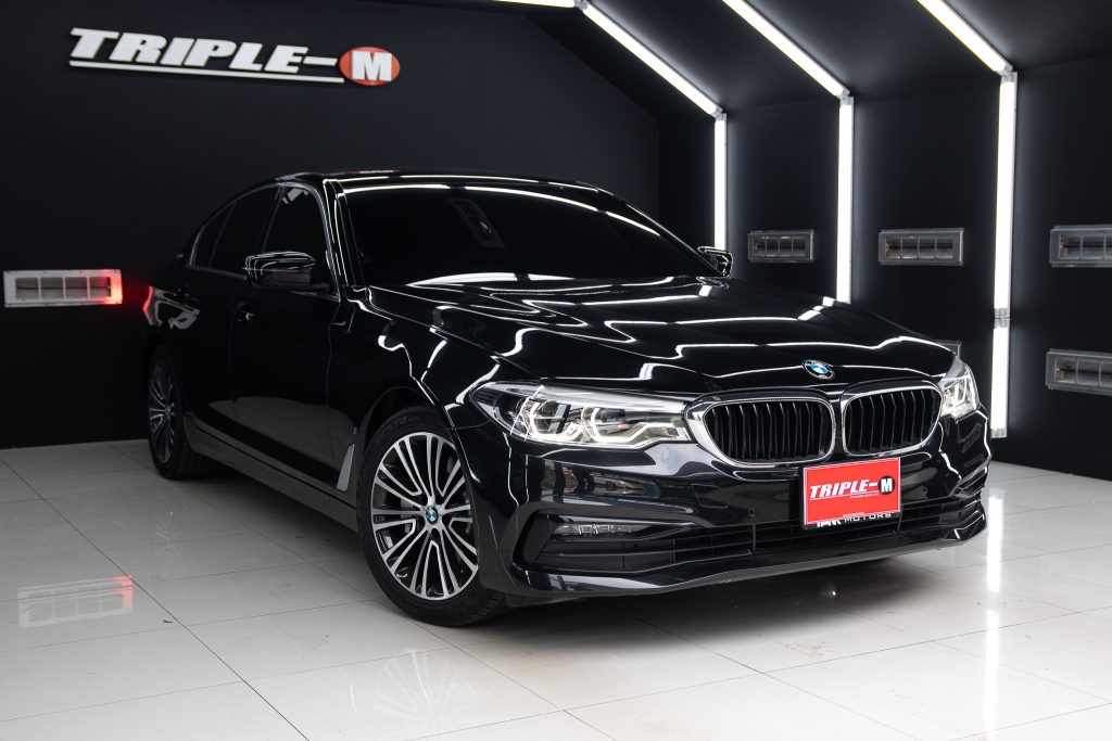 BMW SERIES 5 530e Highline AT ปี 2019 #3