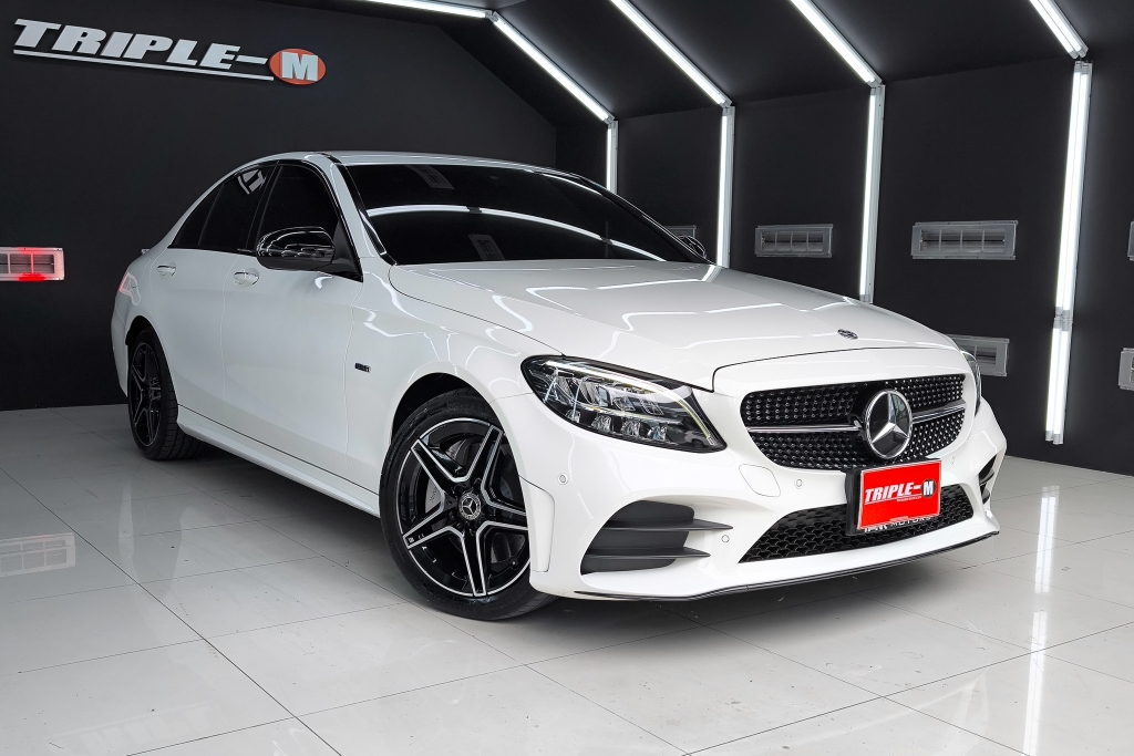 MERCEDES-BENZ C-CLASS C 300e AMG Dynamic AT ปี 2024 #3